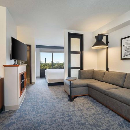 Hyatt Place Tampa Busch Gardens Ngoại thất bức ảnh