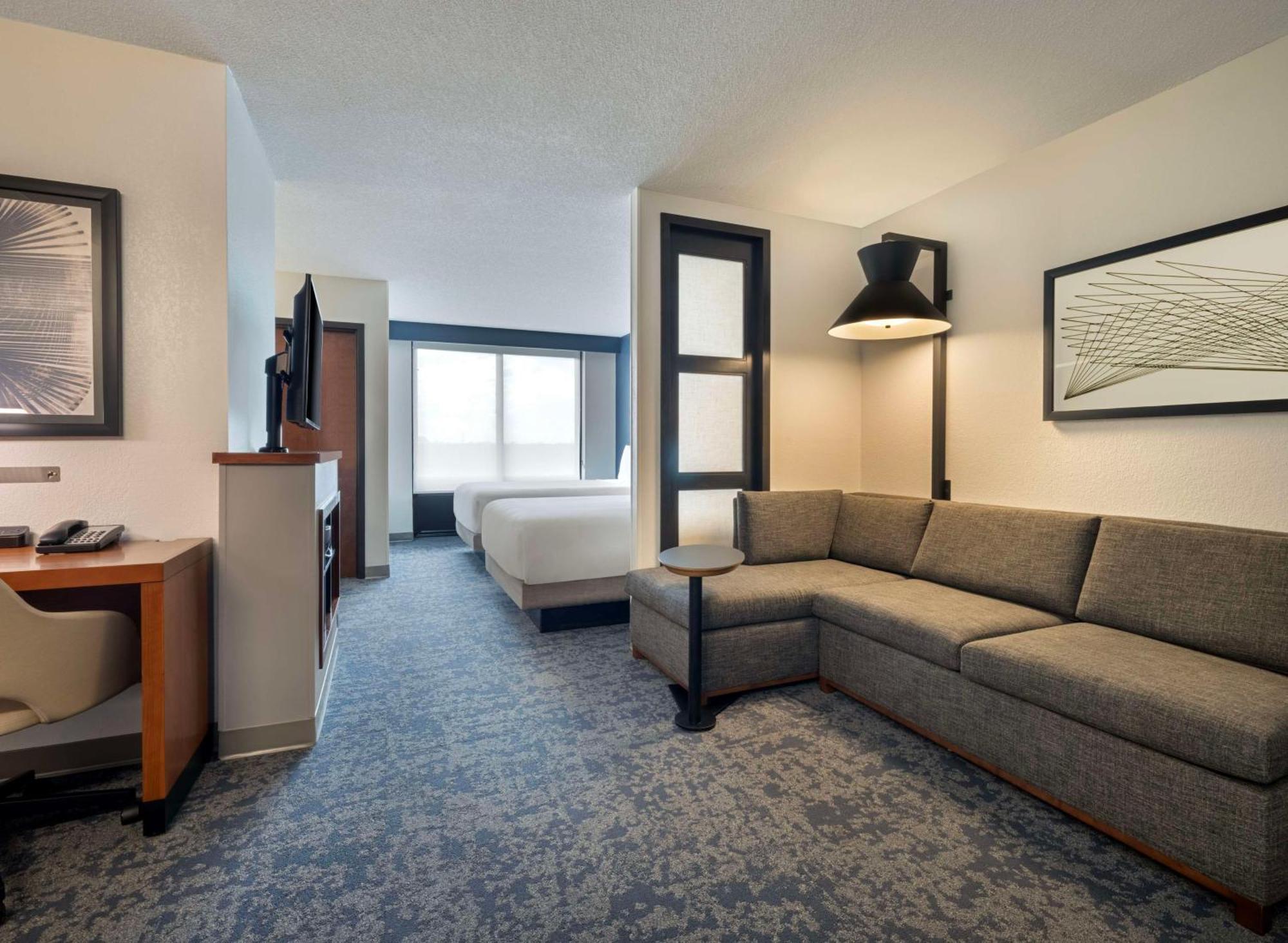 Hyatt Place Tampa Busch Gardens Ngoại thất bức ảnh