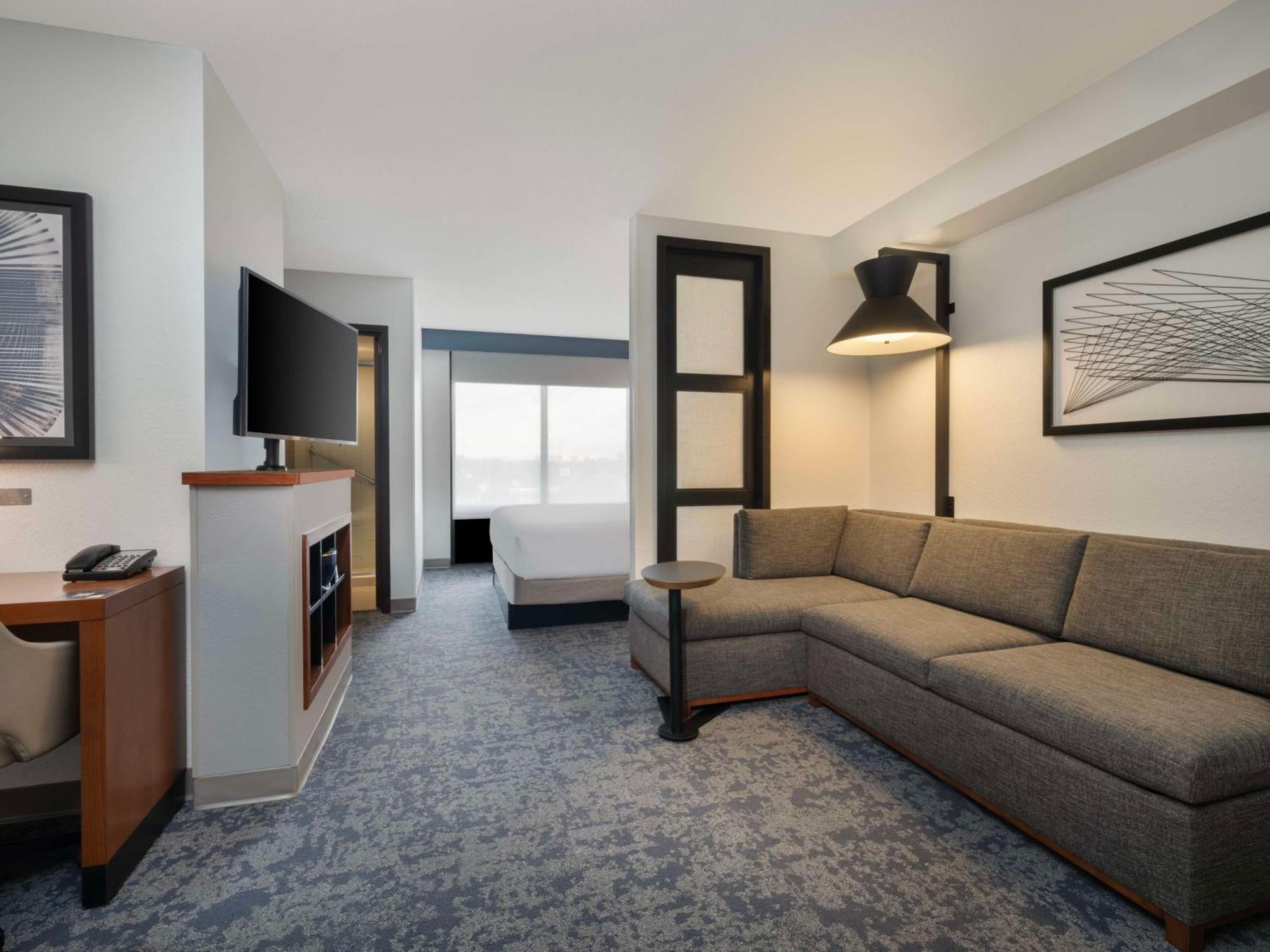 Hyatt Place Tampa Busch Gardens Ngoại thất bức ảnh