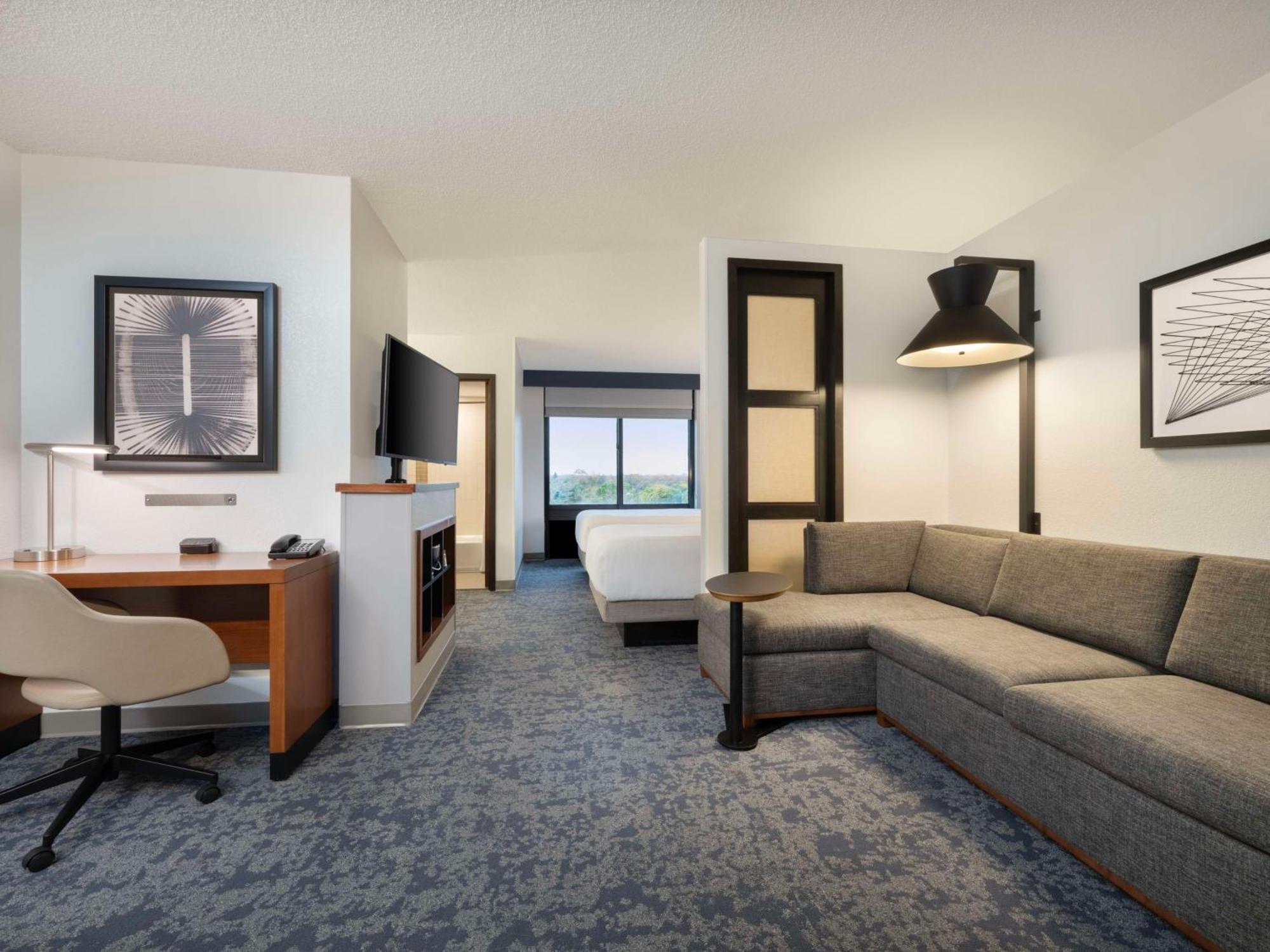 Hyatt Place Tampa Busch Gardens Ngoại thất bức ảnh