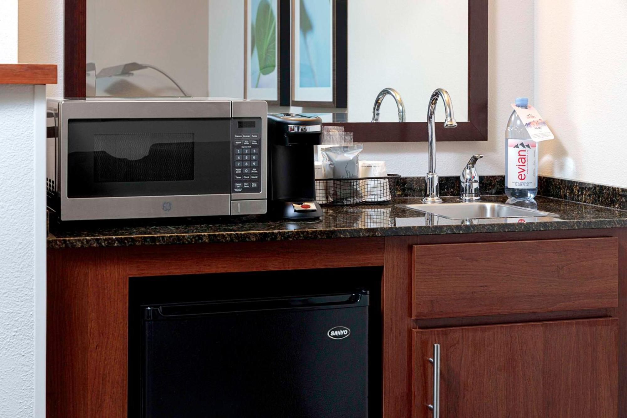 Hyatt Place Tampa Busch Gardens Ngoại thất bức ảnh